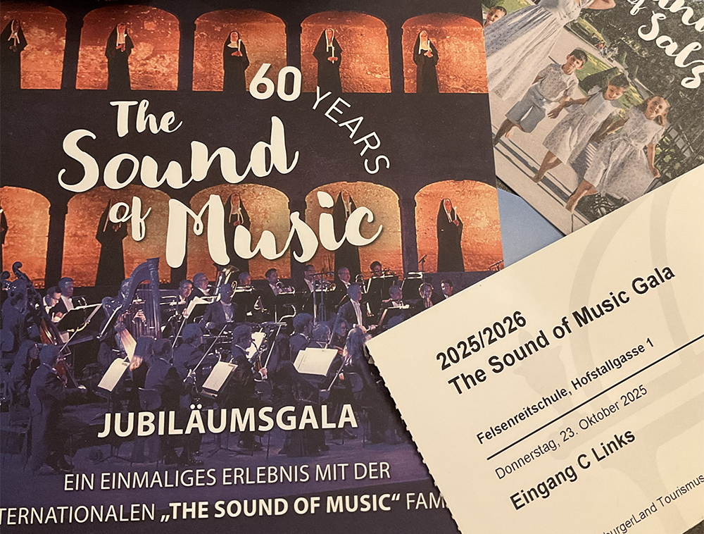 arT'vel（あーとヴぇる）のロゴ